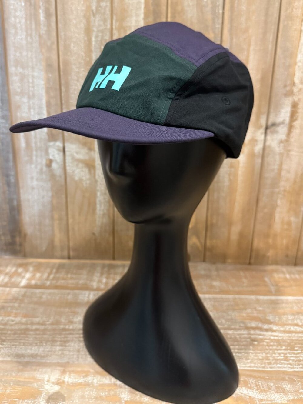 Helly Hansen Cascade Shield Cap Unisex O/S Purple Black Outdoor Preppy New